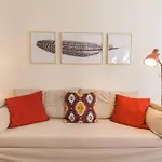 135 B - Alfama Renovated Charming Historic Flat Near Baixa