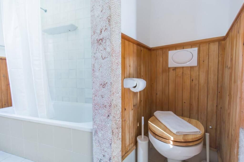 135 B - Alfama Renovated Charming Historic Flat Near Baixa Apartment