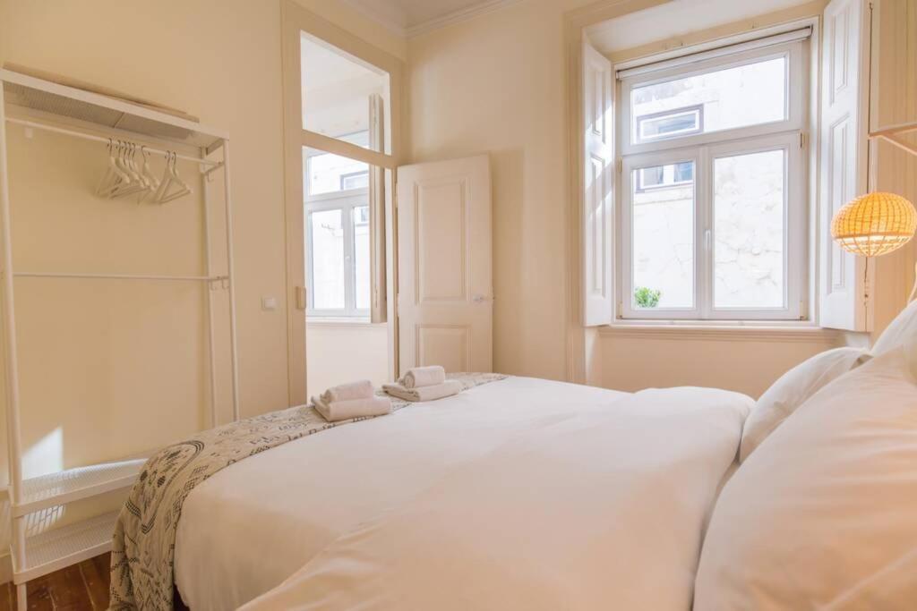 135 B - Alfama Renovated Charming Historic Flat Near Baixa Appartement Lisboa