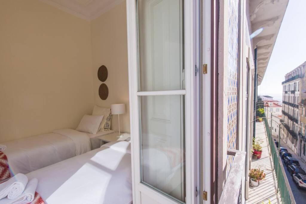 Appartement 135 B - Alfama Renovated Charming Historic Flat Near Baixa